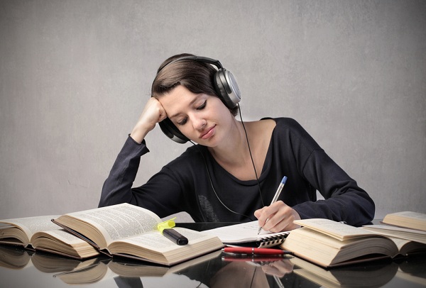 Làm thế nào để luyện nghe tiếng Đức tốt nhất?